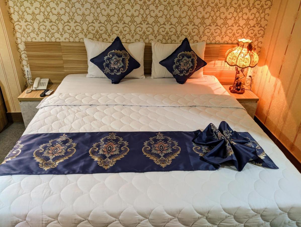 Khach San Diem Minh Кантхо Экстерьер фото
